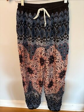 Woman’s Pink and Blue Patterned Harem Pants